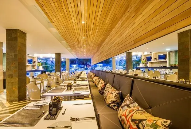 Oz Hotel - Yeme / İçme