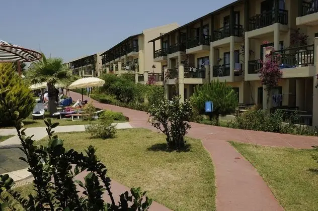 Oz Hotels İncekum Beach Resort - 2