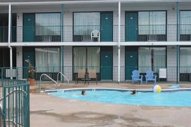 Ozark Valley Inn - Genel