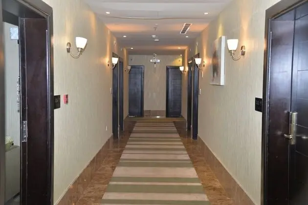 Ozone Hotel - Lobi