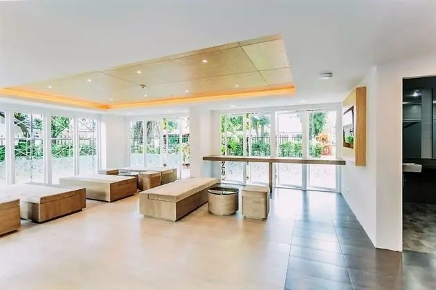 Ozone Condotel 2 Kata Beach by PHR - Lobi
