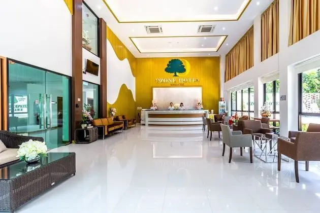 Ozone Hotel Khao Yai - Lobi