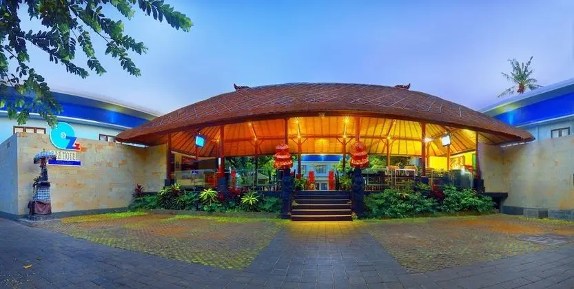 Ozz Hotel - Kuta Bali - Dış Mekan