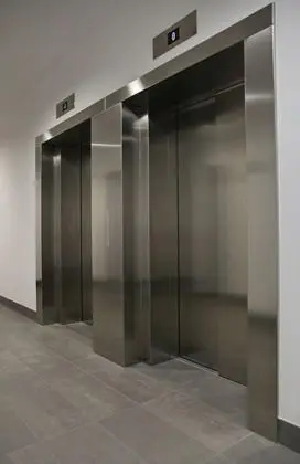 P&O Apartments Wola - Lobi