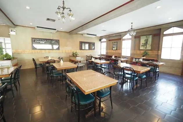 Pachara Hotel and Restaurant - Yerinde Yemek