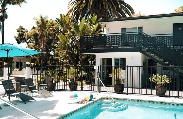 Pacific Crest Hotel Santa Barbara - Havuz