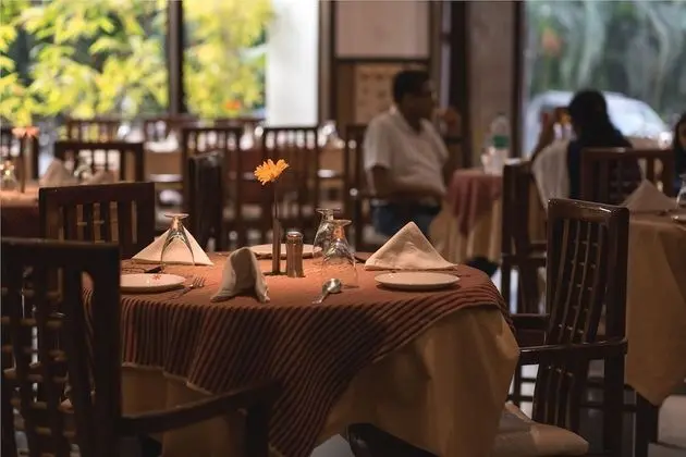 Hotel Pacific Dehradun - Yerinde Yemek