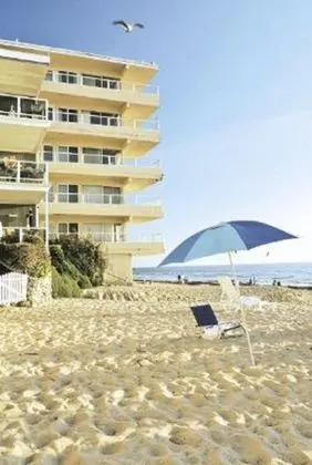 Pacific Edge Hotel - 1