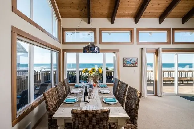Pacific House by Avantstay Bright Airy Home w/ Direct Access to Cannon Beach - Öne Çıkan Resim
