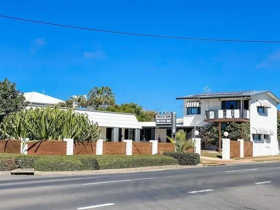 Pacific Sun Motor Inn Bargara - Dış Mekan
