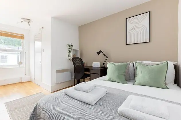 The Paddington Apartments