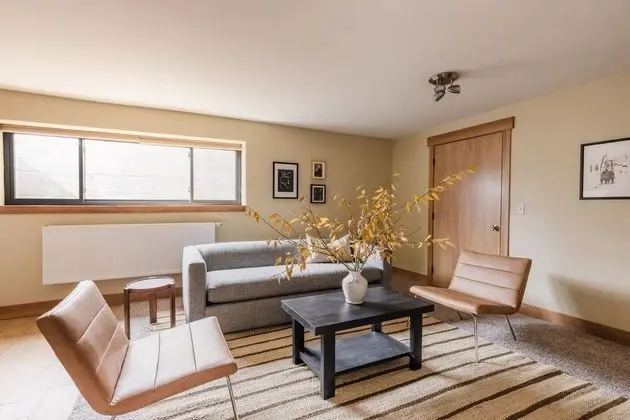 Paddington by Avantstay Cozy & Chic Ski Lodge Mins From Mountain - İç Mekan