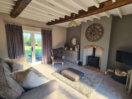 Paddock Cottage - Romantic Bolthole in Rural Idyll