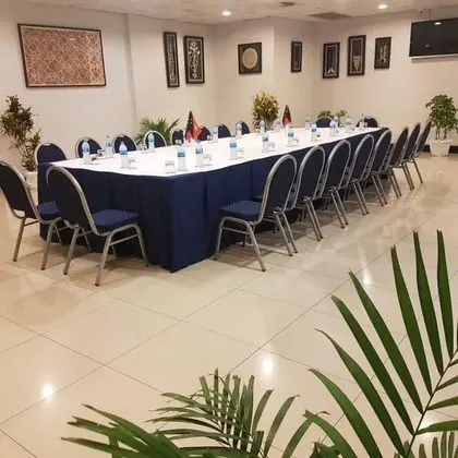 Paddy's Hotel & Apartments - Dış Mekan