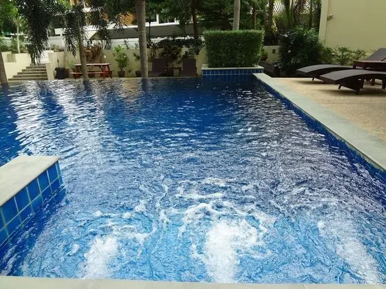 Paddy's Palms Resort - Havuz