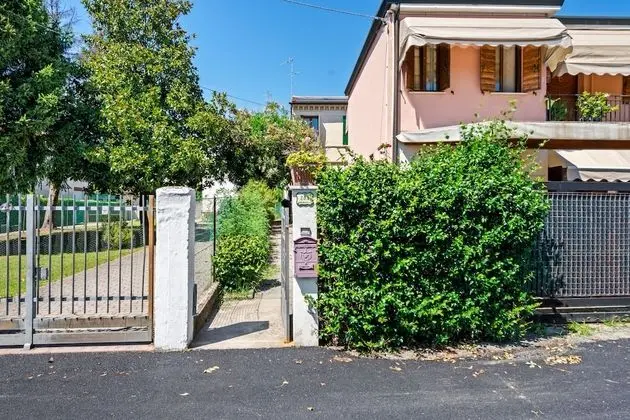 Padova casa indipendente con giardino