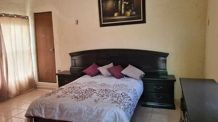 Padrinos Hostal La Paz Full House