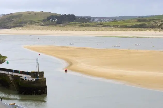 Padstow Harbour Hotel - Plaj