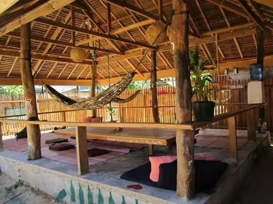 Paglaom Hostel - Adults Only - Yerinde Yemek