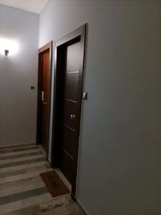 Pagrati Park Front Studio - Öne Çıkan Resim