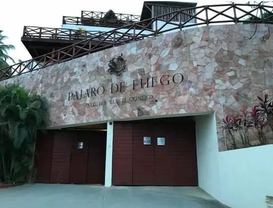 Pajaro de Fuego Pool & Terrace - Dış Mekan