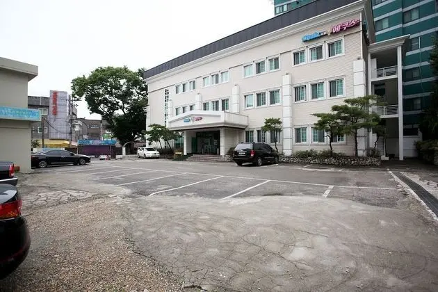 Paju Geumchon Equus