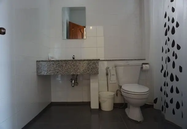 Pak Ping Rim Khong - Banyo Tipleri