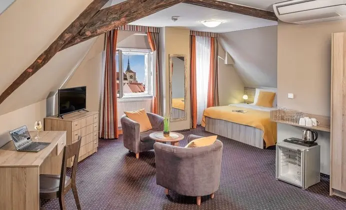 Hotel Palác U Kočků by Prague Residences - Öne Çıkan Resim