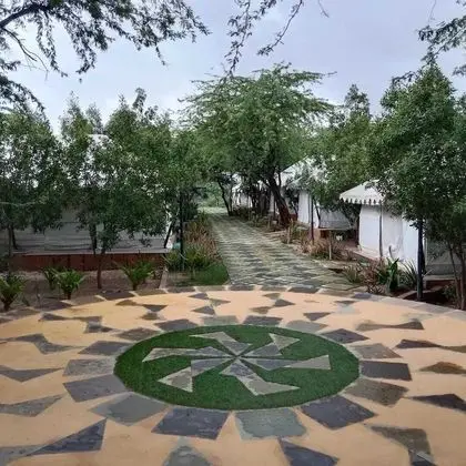 Palace Beach Camp