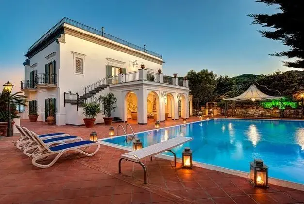 The Palace - Villa Escondida - Oda