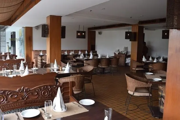 Hotel Palace Heights - Yerinde Yemek