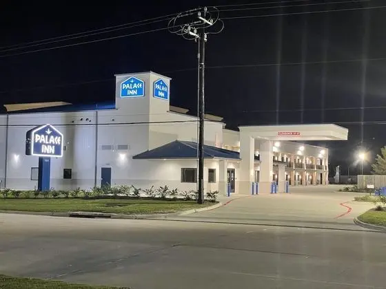 Palace Inn Blue - Garth Rd