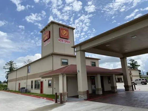Palace Inn Crosby - Dış Mekan