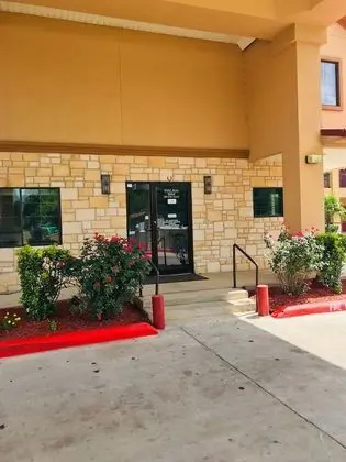 Palace Inn Greenspoint - Lobi