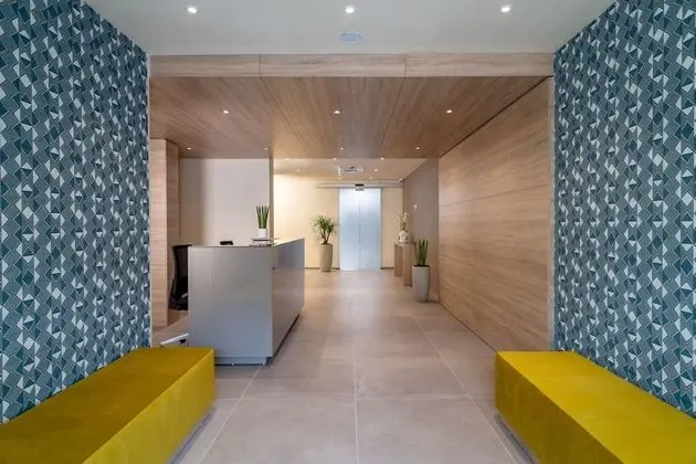 Palace Lido Hotel & Suites - Lobi