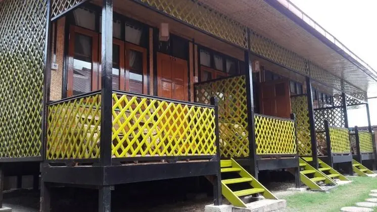 Palace Nyaung Shwe Guest House