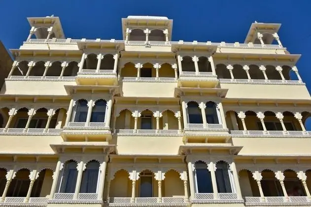 Hotel Palace Raj Kumbha  By Howard
