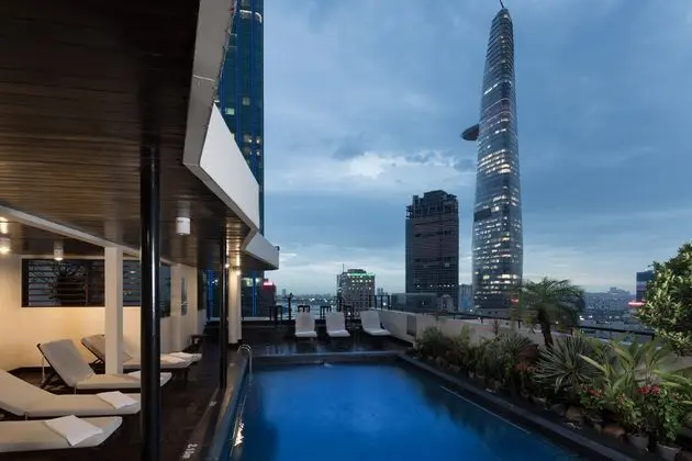 Palace Hotel Saigon - Havuz