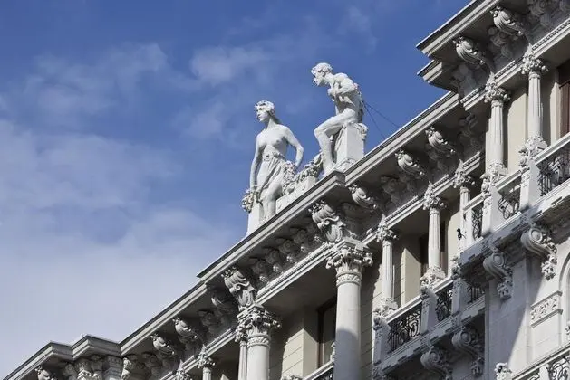 Palace Suite