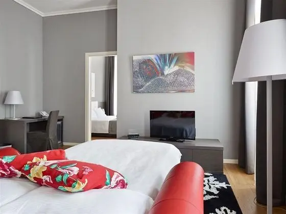 Palace Suite - Genel