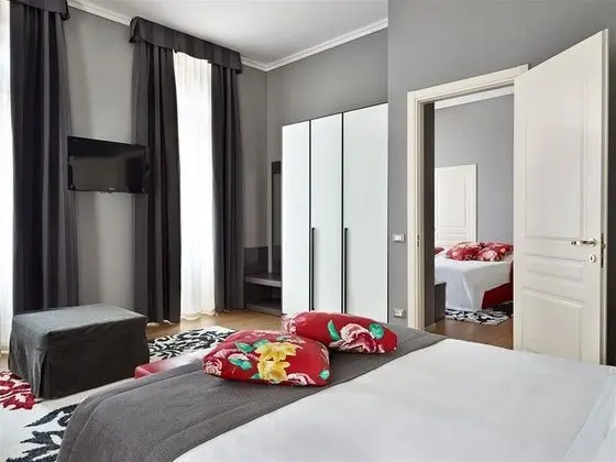 Palace Suite - Genel
