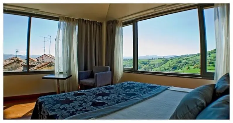 Hotel Palacio De Meras - Oda