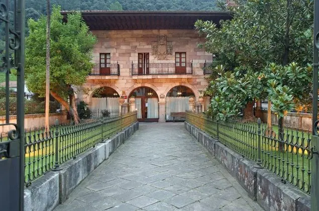 Palacio Guevara - Dış Mekan