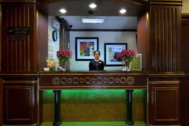 Paladin Hotel - Lobi