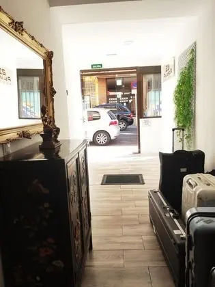Palafox 23 Hostel - Lobi