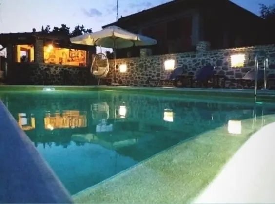 Palaiologou Panorama Apartments - Havuz