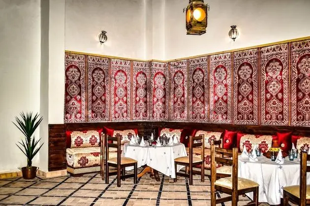 Palais Antique - Yerinde Yemek