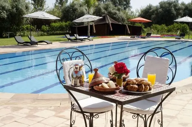 Palais Riad Berbere- All Inclusive - Oda