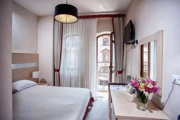 Palais Royal Hotel - Oda