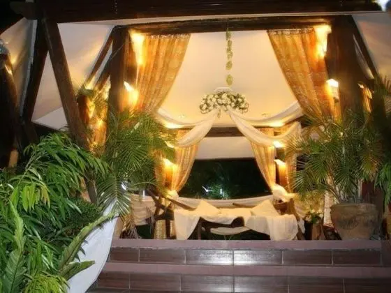 Palaisdaan Hotel and Restaurant - Yerinde Yemek